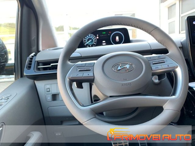 Hyundai STARIA 2.2 AT AWD 7 posti Signature - foto 2 di 4