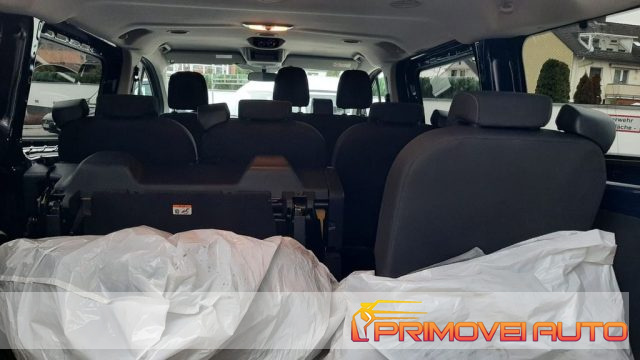 Ford Transit Custom 310 2.0 TDCi Combi Trend, del 2019, 94.300 km, in vendita a Castelnuovo Rangone (MO)