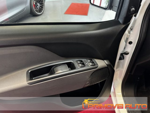 Fiat Doblo Dobl� 1.4 T-Jet 16V Lounge - foto 3 di 4