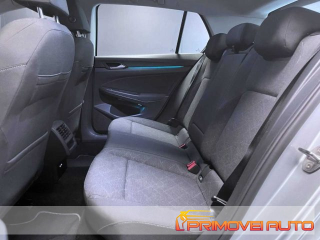 Volkswagen Golf 1.0 eTSI EVO DSG Life - foto 3 di 4