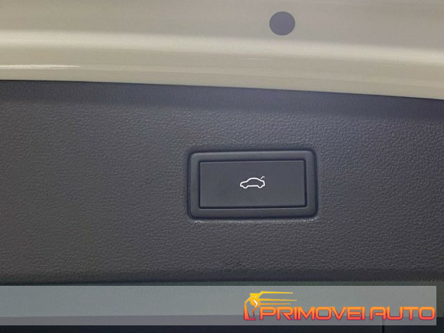 Volkswagen Tiguan 1.5 TSI 150 CV ACT Life, del 2022, 20 km, in vendita a Castelnuovo Rangone (MO)