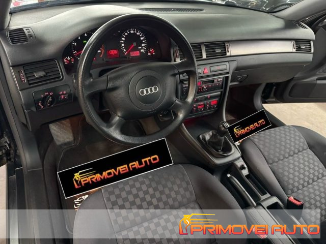 Audi A6 2.4 V6 - foto 2 di 4