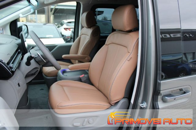 Hyundai STARIA 2.2 AT 2WD 7 posti Signature - foto 3 di 4