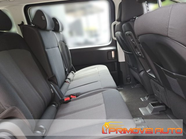 Hyundai STARIA 2.2 AT CRDi - foto 4 di 4
