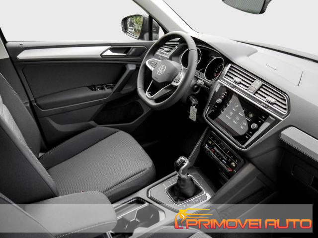 Volkswagen Tiguan 1.5 TSI 150 CV ACT Life usato a CASTELNUOVO RANGONE