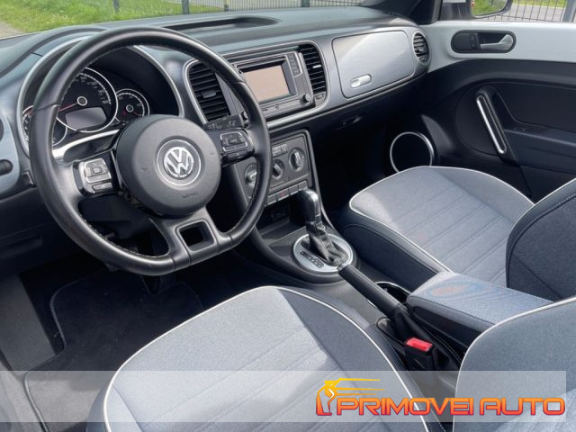 Volkswagen Maggiolino Cabrio 1.8 TSI DSG BlueMotion Technology - foto 2 di 4