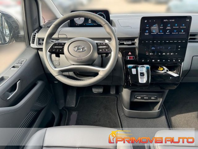 Hyundai STARIA 2.2 AT 2WD 9 posti Prime - foto 2 di 4