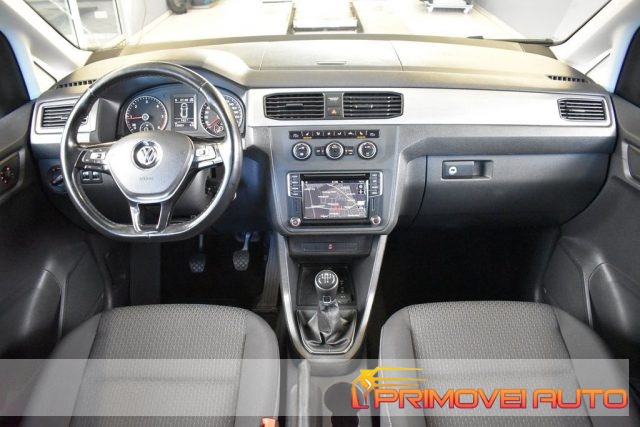 Volkswagen Caddy 2.0 TDI 102 CV Trendline Maxi usato a CASTELNUOVO RANGONE