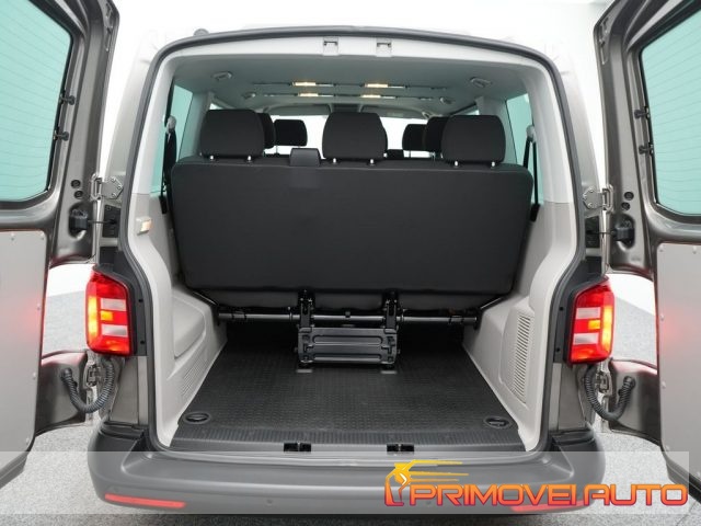 Volkswagen Caravelle 2.0 TDI 150CV DSG Trendline usato a CASTELNUOVO RANGONE