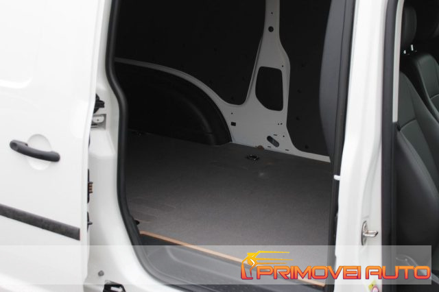 Volkswagen Caddy 1.4 TSI DSG Furgone Maxi - foto 3 di 4