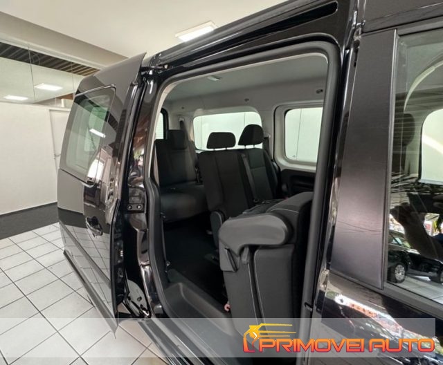 Volkswagen Caddy 2.0 TDI 122 CV 4MOTION Trendline Maxi - foto 4 di 4