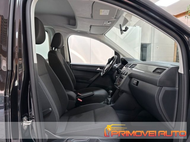 Volkswagen Caddy 2.0 TDI 122 CV 4MOTION Trendline Maxi usato a CASTELNUOVO RANGONE