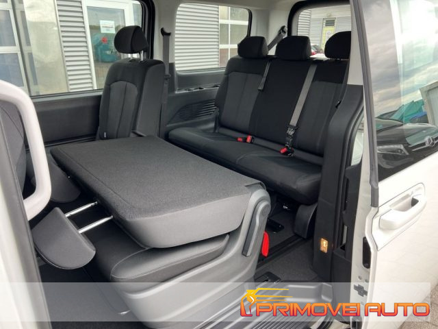 Hyundai STARIA 2.2 AT CRDi Trend - foto 2 di 4