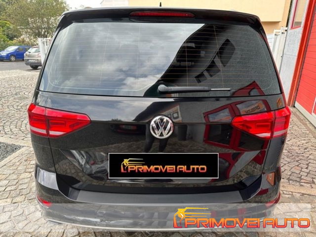 Volkswagen Touran 1.5 TSI DSG R-LINE usato a CASTELNUOVO RANGONE