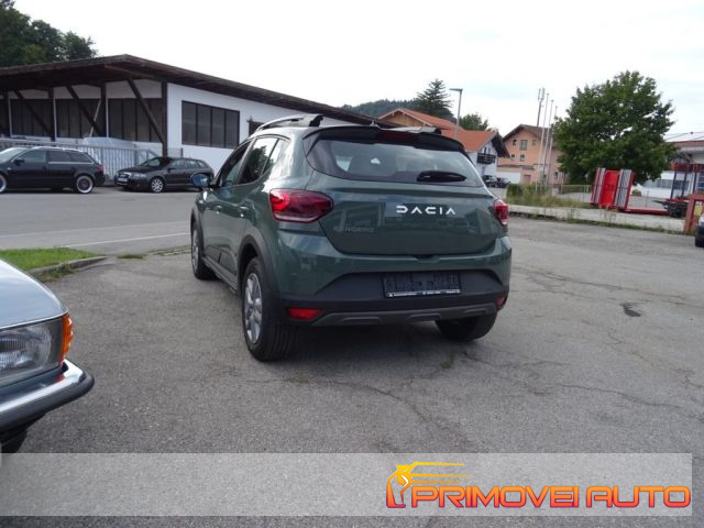 Dacia Sandero Stepway 1.0 TCe ECO-G Expression, del 2023, 13.000 km, in vendita a Castelnuovo Rangone (MO)