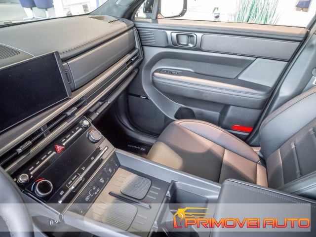 Hyundai SANTA FE 1.6 T-GDi HEV 4WD AT 7 posti XCLASS - foto 2 di 4