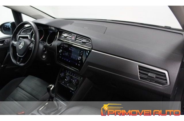 Volkswagen Touran 2.0 TDI 115 CV SCR Business BlueMotion Technology - foto 2 di 4