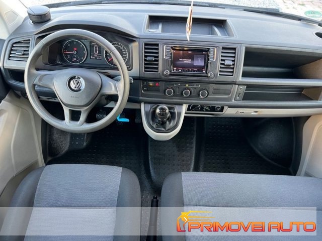 Volkswagen Transporter 2.0 TDI 150CV Kombi usato a CASTELNUOVO RANGONE