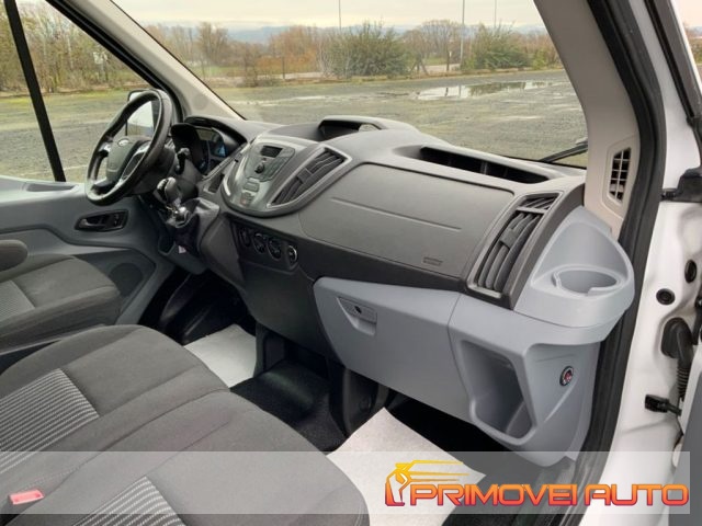Ford Transit 350 2.0TDCi EcoBlue L2H3 Trend - foto 3 di 4