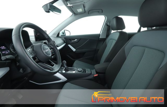 Audi Q2 40 TFSI quattro S tronic Business Design - foto 2 di 4