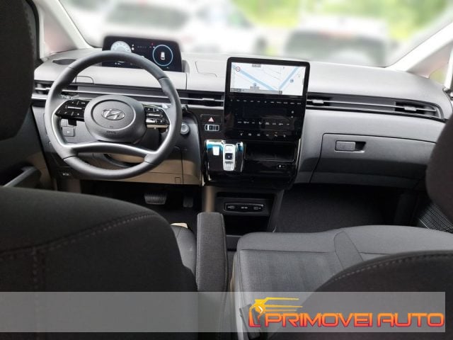 Hyundai STARIA 2.2 AT 2WD 9 posti Trend - foto 2 di 4