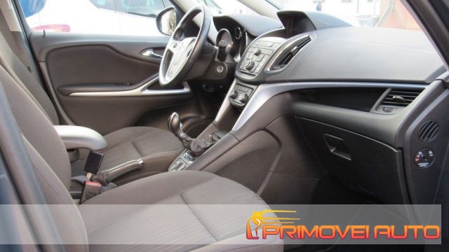 Opel Zafira Tourer 1.4 T 140CV aut. Innovation - foto 2 di 4