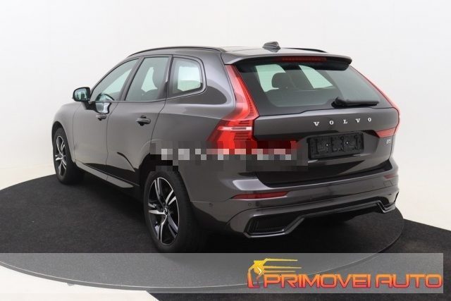 Volvo XC60 B5 (d) R-design Petrol Geartronic - foto 4 di 4