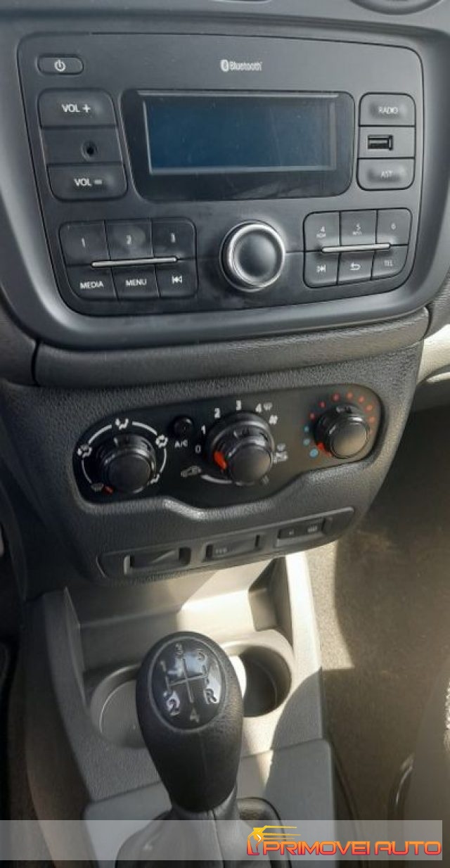 Dacia Dokker 1.6 8V 100CV Start&Stop GPL Furgone - foto 2 di 4