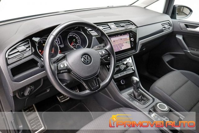 Volkswagen Touran 2.0 TDI 150 CV SCR DSG Comfortline - foto 2 di 4