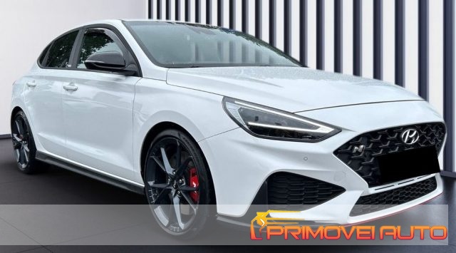 Hyundai i30 Fastback 2.0 T-GDI 280 CV DCT N Performance, del 2021, 23.600 km, in vendita a Castelnuovo Rangone (MO)