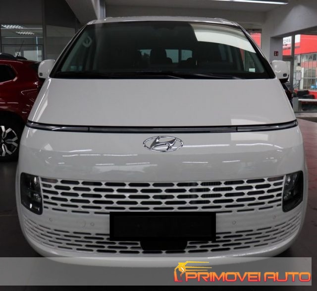 Hyundai STARIA 2.2 AT 2WD 9 posti Wagon, del 2023, 2.000 km, in vendita a Castelnuovo Rangone (MO)