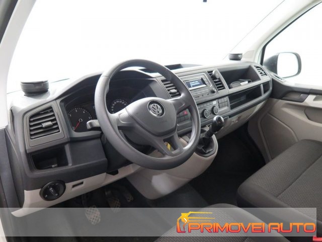 Volkswagen Caravelle 2.0 TDI 150CV 4 Motion usato a CASTELNUOVO RANGONE