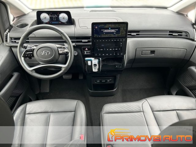 Hyundai STARIA 2.2 AT 2WD 9 posti Wagon usato a CASTELNUOVO RANGONE