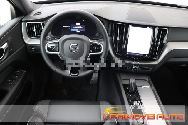 Volvo XC60 B5 R-Design Mild Hybrid Diesel usato a CASTELNUOVO RANGONE