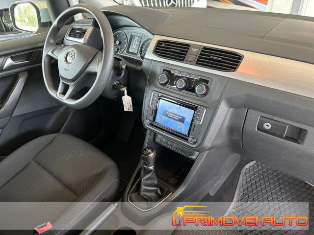 Volkswagen Caddy 1.4 TGI Trendline Maxi usato a CASTELNUOVO RANGONE