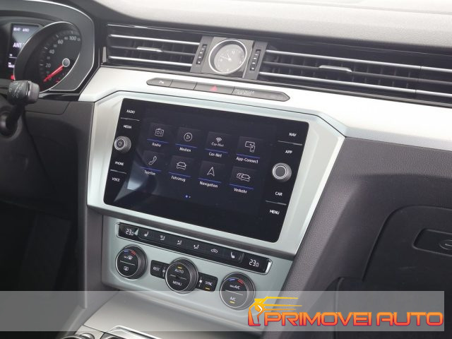 Volkswagen Passat Variant 1.5 TSI Comfortline BlueMotion Tech. - foto 3 di 4