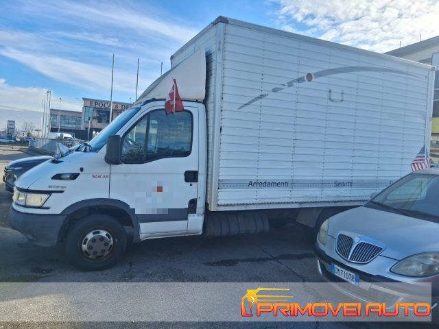 Iveco Daily 35C17P 3.0Hpt TDI Furgone alluminio - foto 2 di 3
