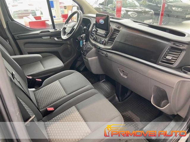 Ford Transit Custom 320 2.0 TDCi 130 PL Combi usato a CASTELNUOVO RANGONE
