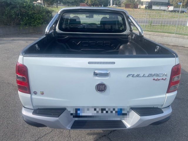 Mitsubishi L200 2.4 180CV Doppia Cabina LX S&S Fullback Fiat - foto 4 di 4