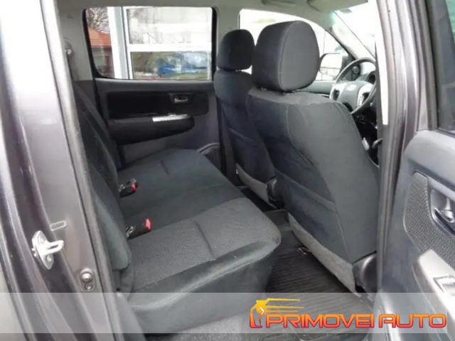 Toyota Hilux 3.0 D-4D 4WD 4p. Comfort - foto 3 di 4