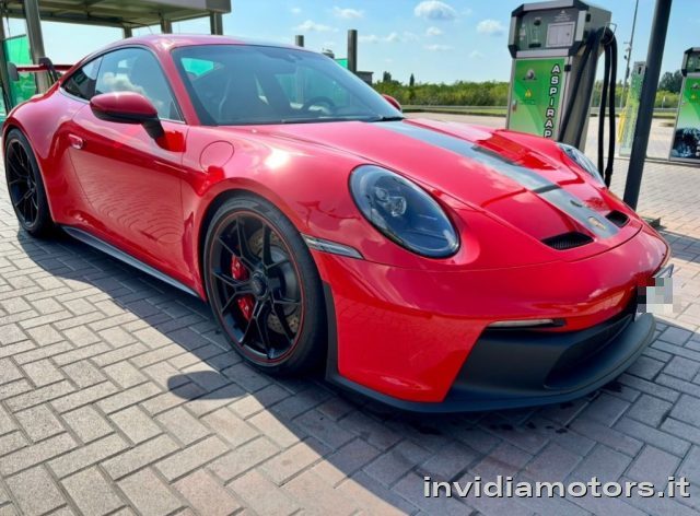 Porsche 992 GT3 - foto 2 di 4