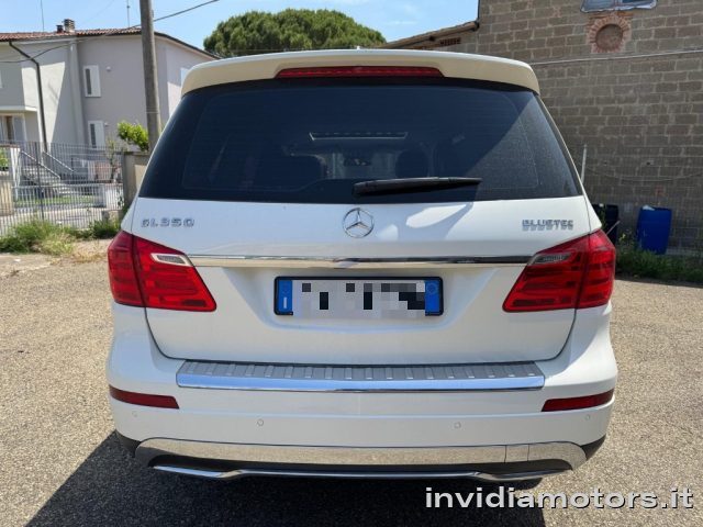 Mercedes-Benz GL 350 BlueTEC 4matic Premium - foto 3 di 4