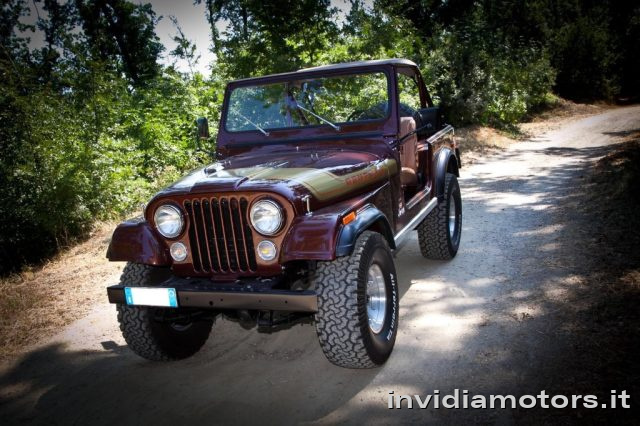 Jeep CJ-7 Renegade Levi's Ed. 5.0v8 Auto RESTAURO.TOT. - foto 3 di 4
