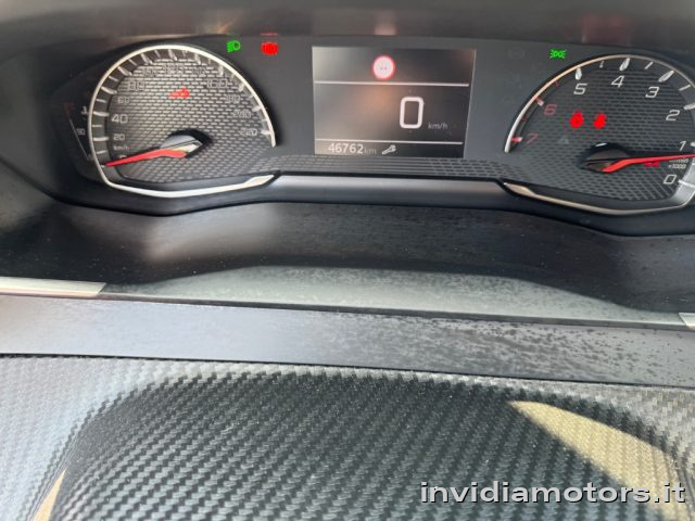 Peugeot 2008 PureTech 100 S&S Allure, del 2020, 62.000 km, in vendita a San Miniato (PI)