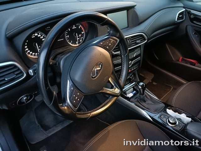 Infiniti Q30 1.5 diesel - foto 3 di 4