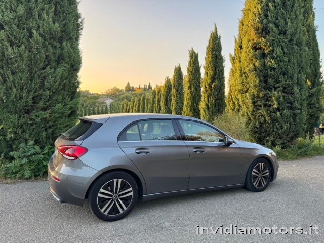 Mercedes-Benz A 180 d Automatic UNIPROPRIETARIO - foto 3 di 4
