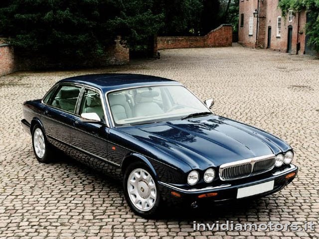 Jaguar XJ 4.0 V8 Sovereign ASI CRS, del 1998, 115.000 km, in vendita a San Miniato (PI)