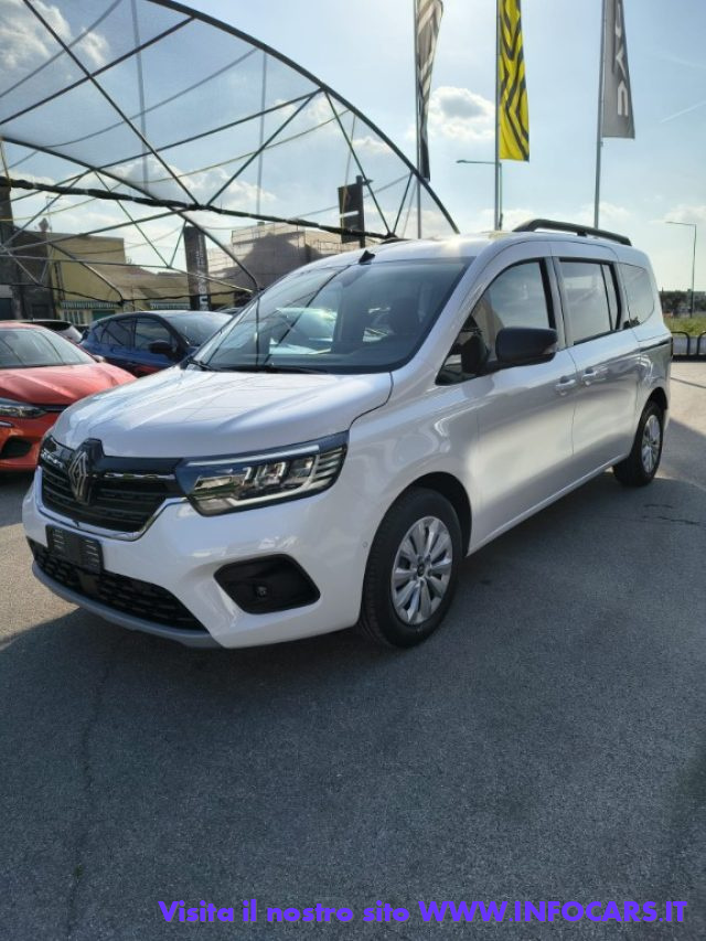 Renault Kangoo 1.5 Blue dCi 115 CV Grand Equilibre Sconto p.iva nuovo a ESTE