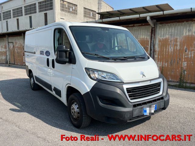 Peugeot Boxer 330 2.0 BlueHDi 130CV PC-TN Furgone usato a ESTE