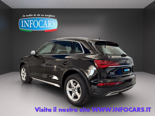 Audi Q5 40 TDI 204 CV 4X4 S tronic Business Promo - foto 2 di 4